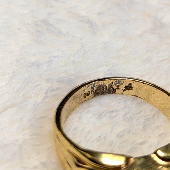 Vintage 18K Gold Plated Men's 1 Carat CZ Ring with Small Round CZ's - Picture 13 of 13